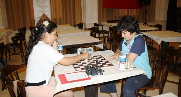 Ayvalık Satranç Kulübünden Yılın İlk Turnuvası