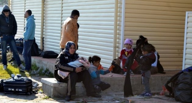 Ayvalık’ta 120 Suriyeli Göçmen Jandarmaya Yakalandı