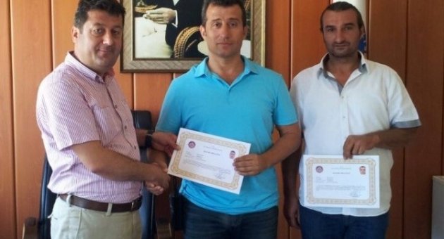 Ayvalık’ta Başarılı Polis Memurlarına Anlamlı Ödül