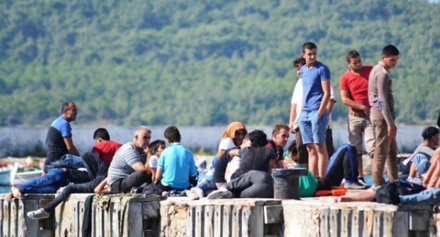 Ayvalık’ta Son 2 Günde 236 Kaçak Göçmen Yakalandı