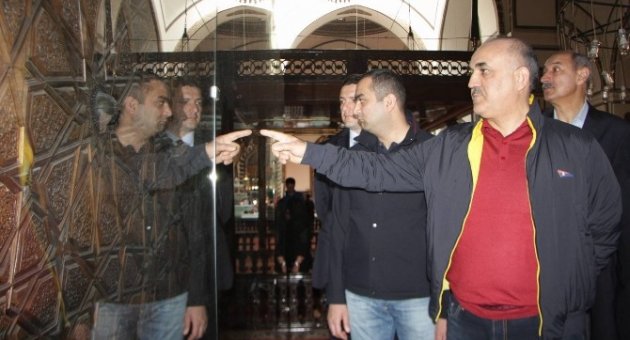 Azeri Bakan Bursa’ya Hayran Kaldı