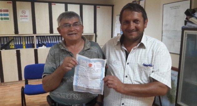Babalarından Miras Kalan Tarlayı Mezarlık İçin Bağışladılar