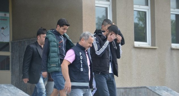 Bahis Oynatan İş Yerlerine Polis Baskını