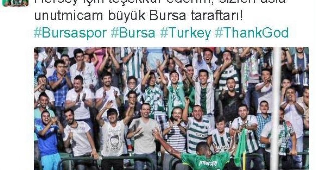 Bakambu’dan Bursaspor Taraftarına Teşekkür