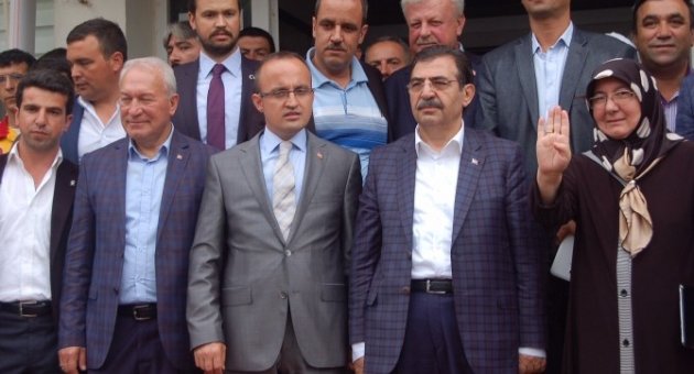 Bakan Güllüce Lapseki’de