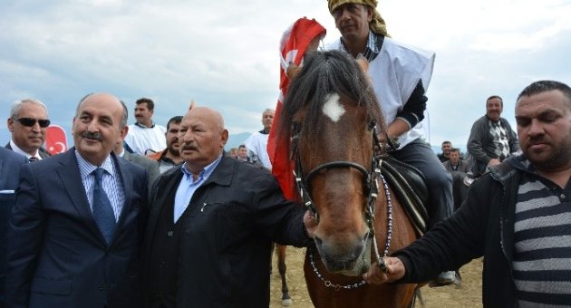 Bakan Müezzinoğlu: “dünyaya Yine Haklılığımızı İspat Ederiz”