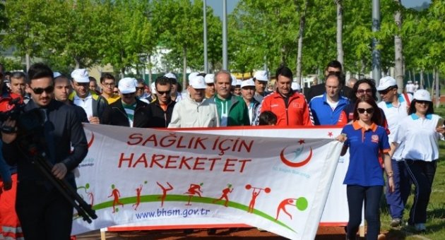 Bakan Müezzinoğlu’ndan Sağlık Formülü