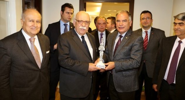 Bakan Nabi Avcı İzmir’de Temaslarını Sürdürüyor