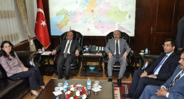 Bakan Yardımcısı Kutbettin Arzu Balıkesir’de