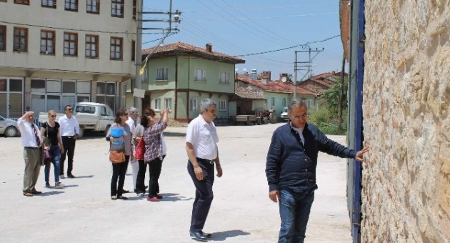 Bakanlık Yetkilileri 435 Yıllık Duvar İçin Yenişehir’de