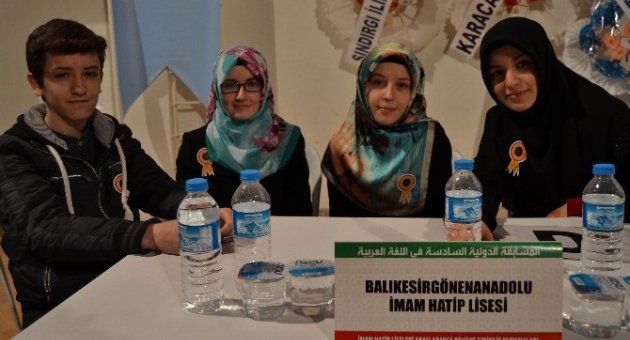Balıkesir İmam Hatip Liseleri Sındırgı’da Yarıştı