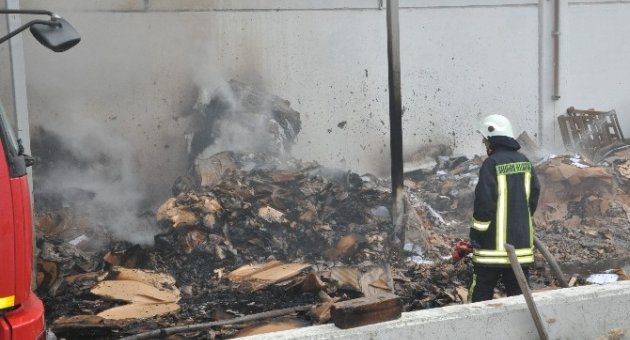 Balıkesir’de Fabrika Yangını