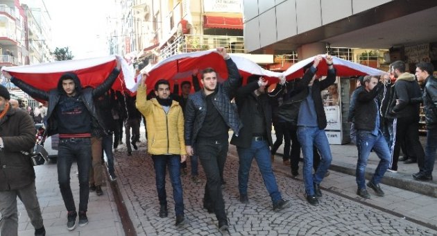 Balıkesir’de Fırat Yılmaz Çakıroğlu İçin Yürüdüler