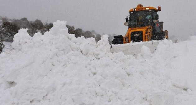 Balıkesir’de Karla Mücadele Başladı