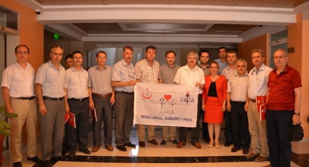 Balıkesir’deki Okullara Beyaz Bayrak