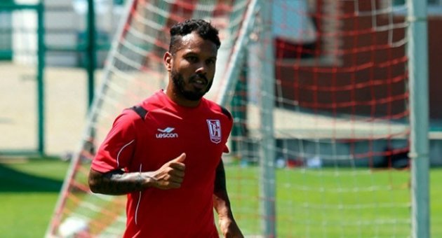 Balıkesirspor Alanzınho İle Yolları Ayırdı