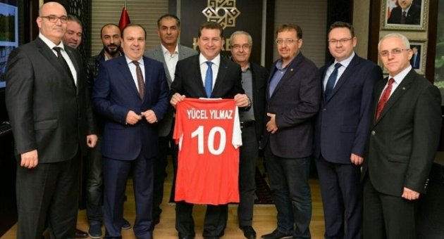 Balıkesirspor Yönetiminden Karesi’ye Ziyaret