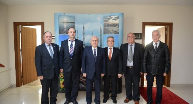 Balkan Türk Federasyonu Yönetiminden Vali Şahin’e Ziyaret