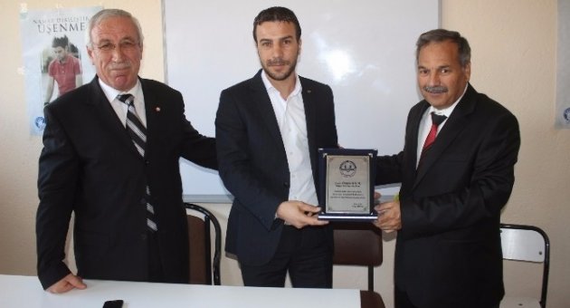 Balya’da Başkan Kılıç’a Müftülük Plaketi