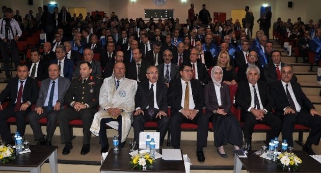 Bandırma Onyedi Eylül Üniversitesi’nde Eğitim Ve Öğretim Yılı Açıldı