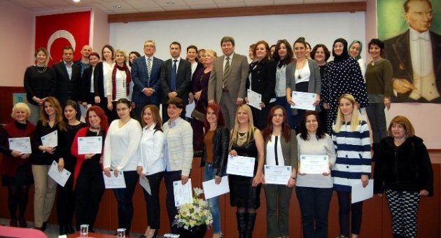 Bandırma’da Kadın Girişimcilere Kosgeb Sertifikaları Verildi