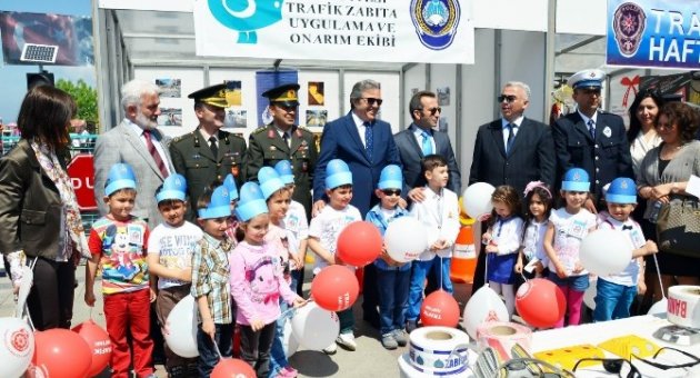 Bandırma’da Karayolu Güvenliği Haftası Kutlandı