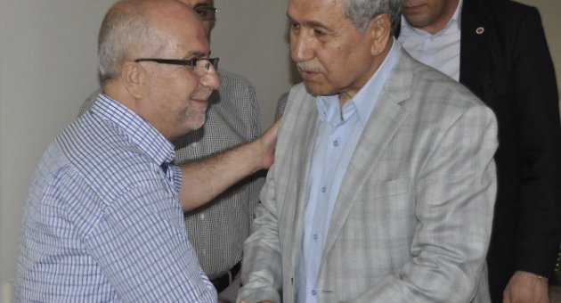 Başbakan Yardımcısı Arınç’tan Hasta Ziyareti