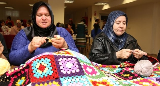 Başkan Bozbey’den ‘kır Çiçekleri’ne Destek
