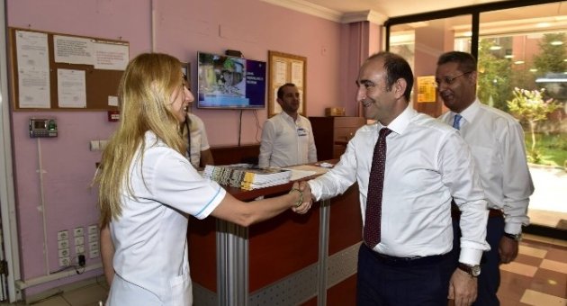 Başkan Edebali Belediye Personeli İle Bayramlaştı