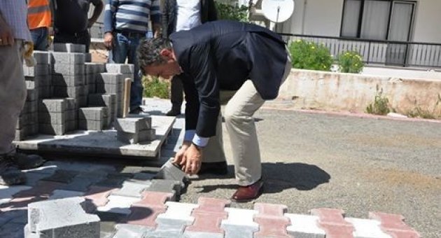 Başkan Gençer Yol Çalışmalarını Denetliyor