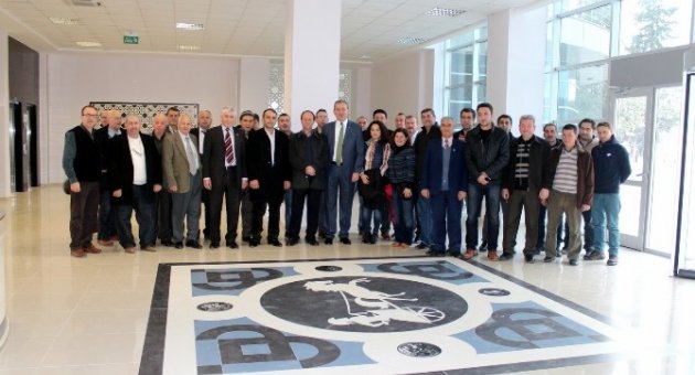 Başkan Işık, Muhtarlar Ve Azalarla Bir Araya Geldi