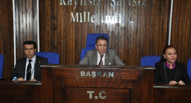 Başkan Kamil Saka Daire Müdürleri İle Bir Araya Geldi