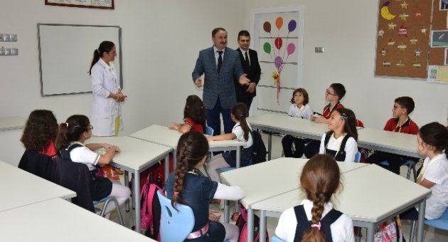 Başkan Kurtulan’dan Yeni Okullara Ziyaret
