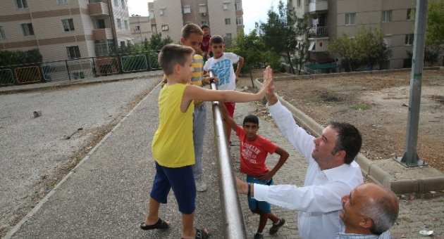 Başkan Piriştina’dan İzkent Mahallesine Ziyaret