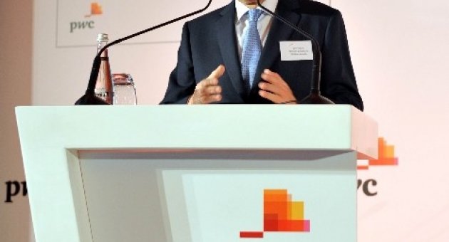 Başkan Uğur, Finans Ve Gayri Menkul Dünyasına Seslendi