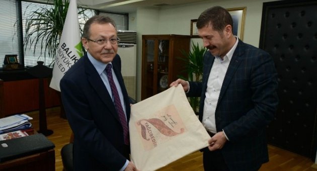 Başkan Uğur’dan Sındırgı’ya Yol Müjdesi