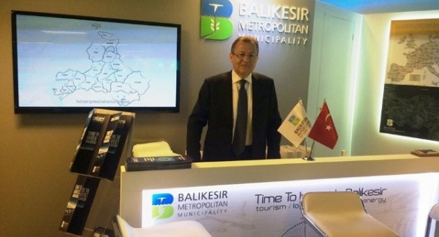 Başkan Uysal Cannes Şehrinde