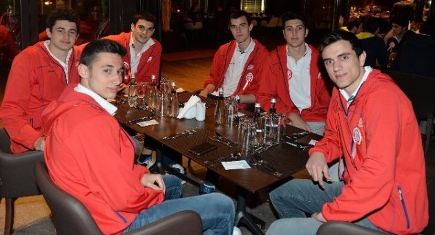 Basketbolun Geleceği Gençler Karesi’de