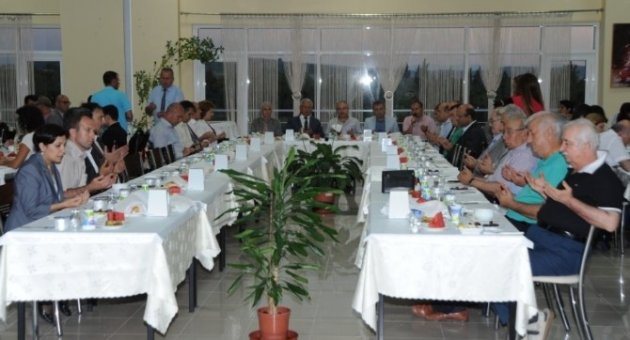 Baü Personeli İftarda Buluştu