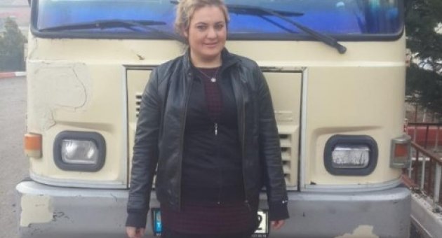 Bayan Minibüs Şoföründen Özgecan Eylemi