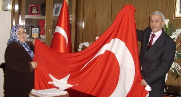Bayrak Ana’dan Mudanya Emniyetine Ziyaret