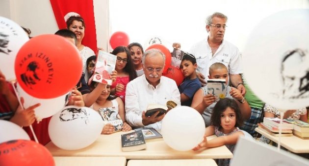 Bayraklı’da 12. Kütüphane Hizmete Girdi