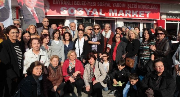 Bayraklı’da Semt Merkezleri Rekor Kırdı