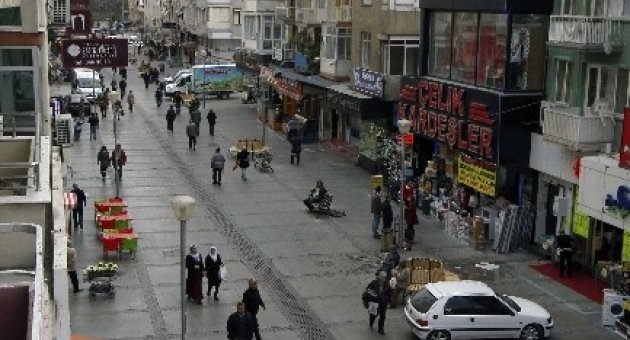 Bayraklı’da Sevgililer Günü Bir Başka Olacak
