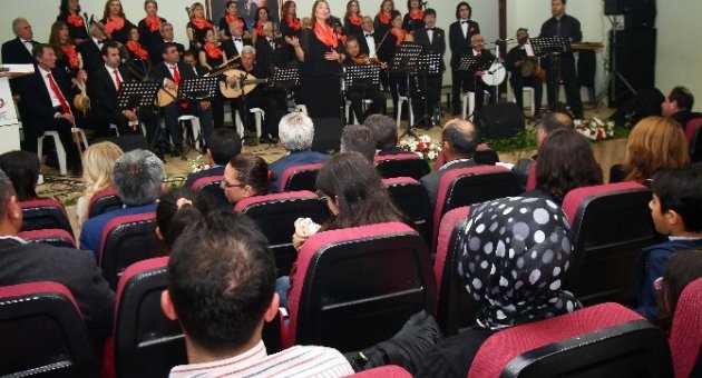 Bayraklı’da Türk Halk Ve Türk Sanat Müziği Konseri