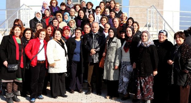 Bayraklı’da Türküler Kadınlar İçin