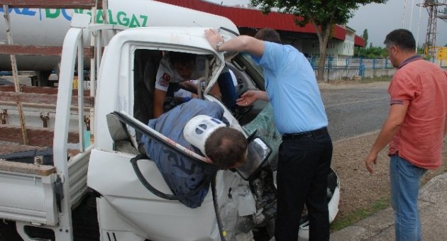 Bayramiç’te Trafik Kazası; 2 Yaralı