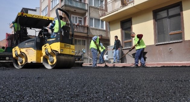 Belediye Asfaltlama Çalışmalarına Devam Ediyor