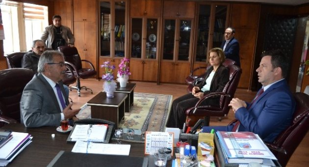 Belediye Başkanı Özacar’dan Taziye Ziyareti