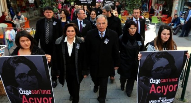 Belediye Çalışanları Özgecan İçin Yürüdü